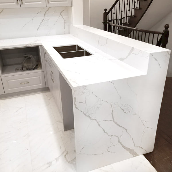 Calacatta Laza Quartz Waterfall With Raised Bar