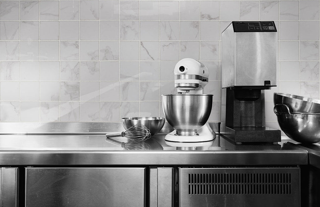 Praia Carrara Porcelain Tile - image 2