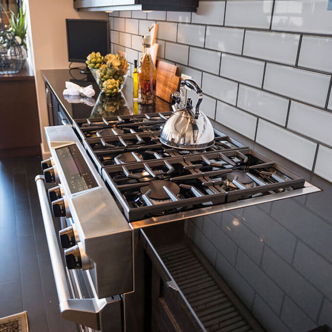 Ice White Glass Bevel 4x12