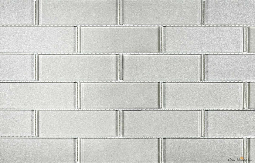 Uno 2x6 White Glass Mosaic Variation