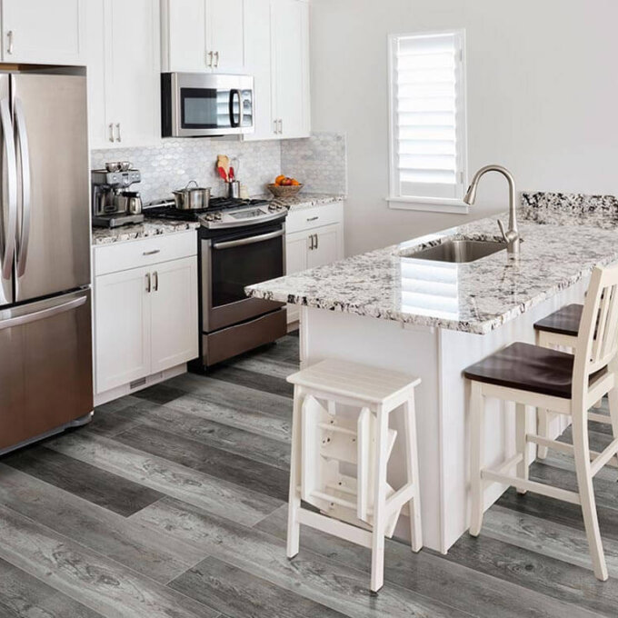 Cyrus Boswell 7"x48" Vinyl Tile