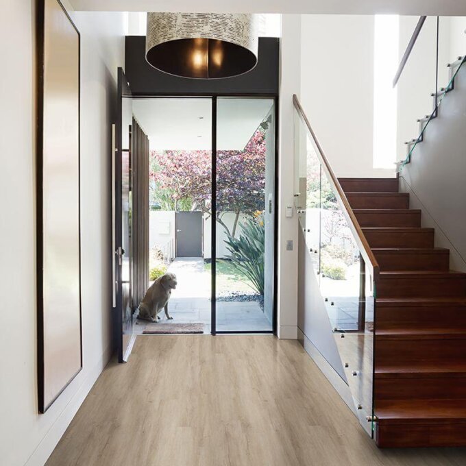 Cyrus Sandino 7"x48" Vinyl Tile