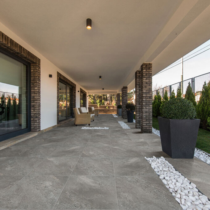 Quarzo Grey 2CM Arterra Porcelain Paver