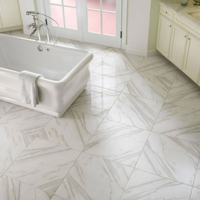 Pietra Calacatta Porcelain Tile