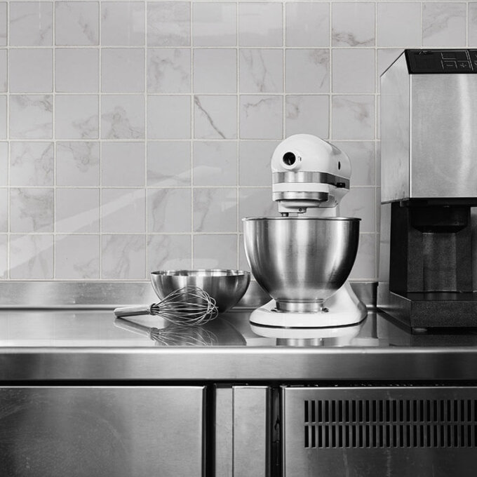 Praia Carrara Porcelain Tile