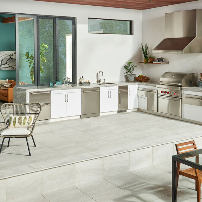 Praia Grey Porcelain Tile