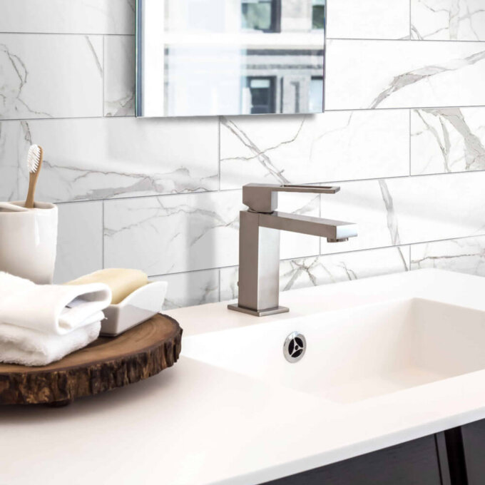 Glamour Calacatta Porcelain Tile