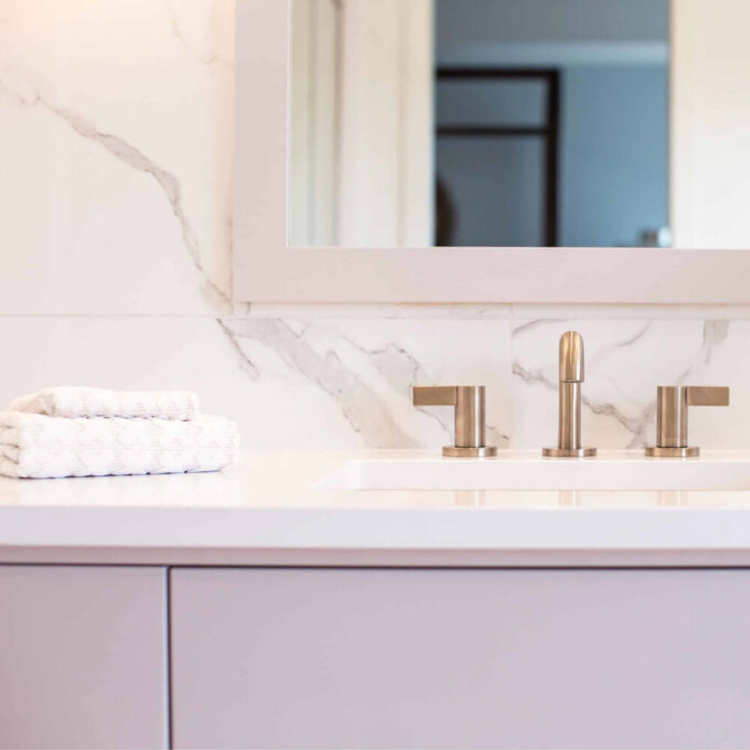 Glamour Calacatta Porcelain Tile