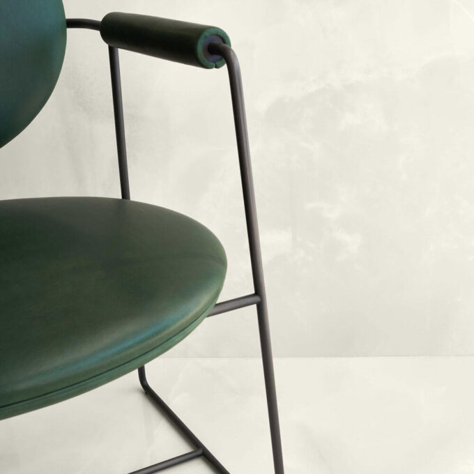 Marmi Classici Onice Bianco Polished Porcelain Tile