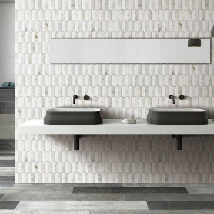 Coastline 2Tone Ocean Honed w/Polished Accents Marble Mosaic